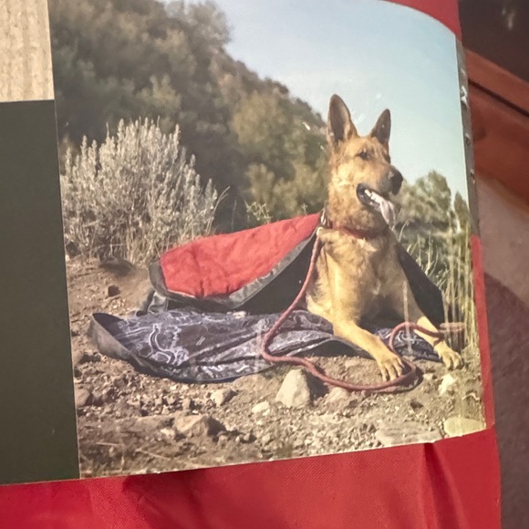 Jeep Venture Sleeping Bag Dog Bed size Large - Picture 3 of 4